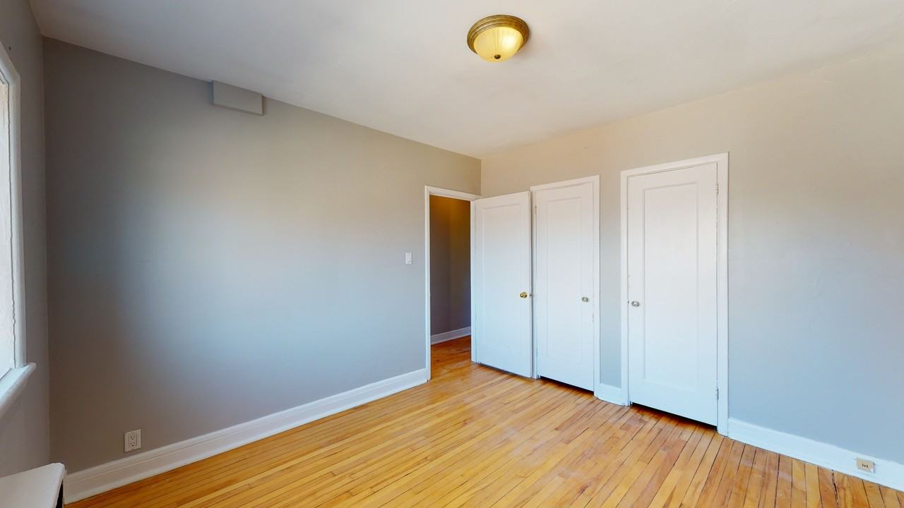 240 Osgoode Street - Photo 5 of 24