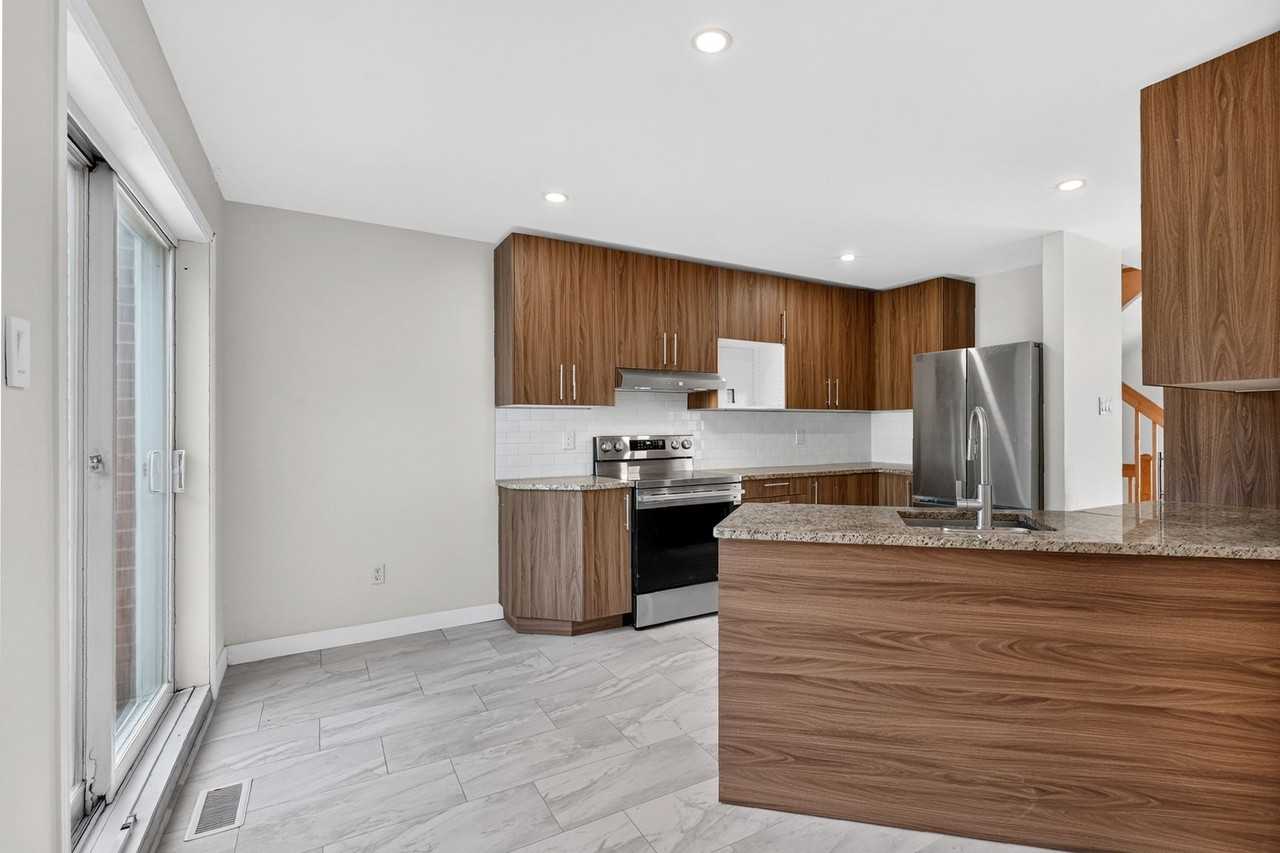 12797 Boulevard Gouin Ouest - Photo 5 of 27