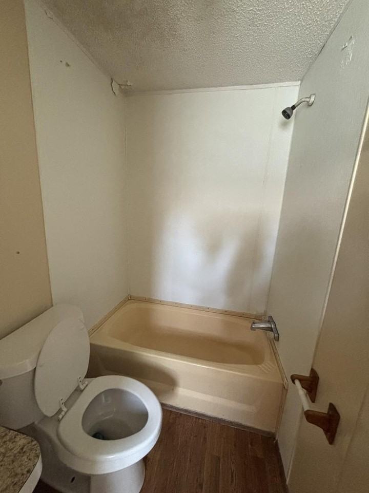 22811 Ford Rd - Photo 6 of 11