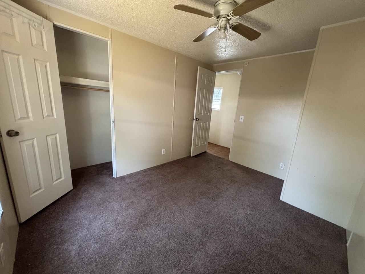 22811 Ford Rd - Photo 7 of 11