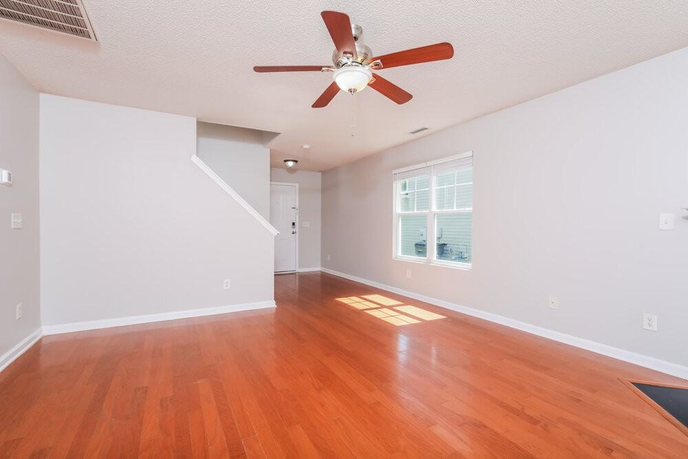 63 Brookhaven Dr - Photo 5 of 17