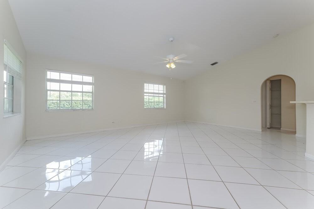 1200 Columbine Pl - Photo 6 of 16