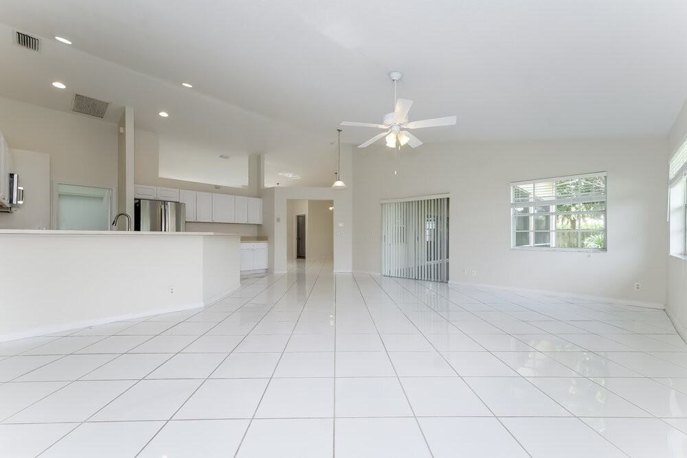 1200 Columbine Pl - Photo 7 of 16