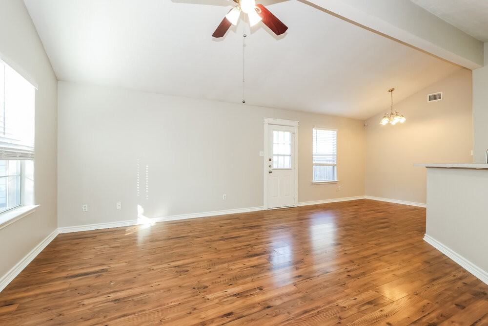 4723 Comal River Loop - Photo 3 of 16