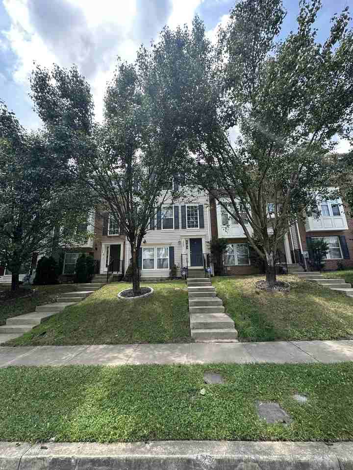 5047 Leasdale Rd #1 - Photo 2 of 30