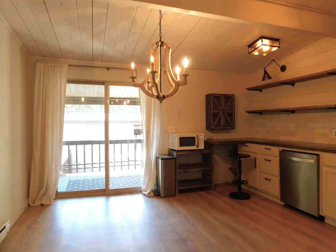 612 Pine Ave #1 - Photo 5 of 17