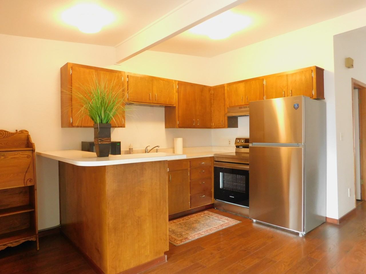 604 Pine Ave #1 - Photo 5 of 20