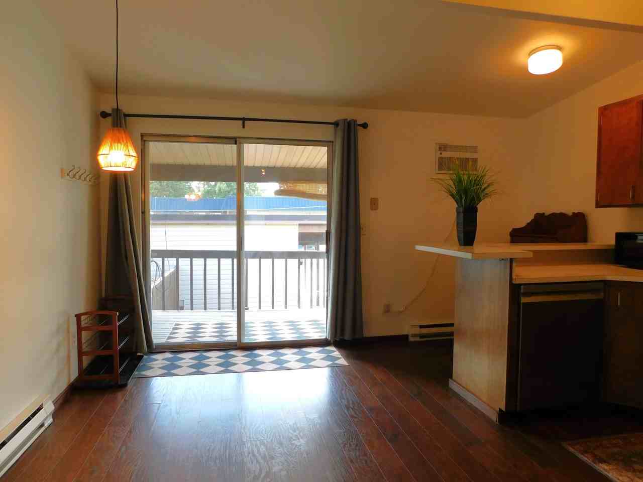 604 Pine Ave #1 - Photo 6 of 20