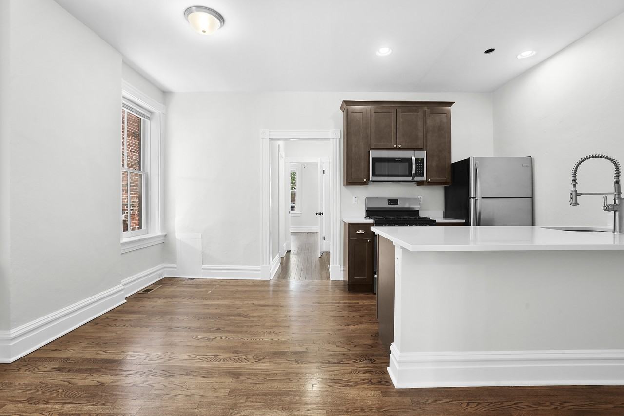 3725 Mcdonald Ave #3725 - Photo 5 of 16