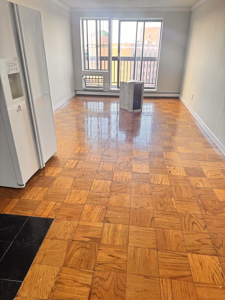 140-16 34th Avenue #1011 - Photo 3 of 16