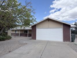 featured image of 2718 Del Mar Dr #1