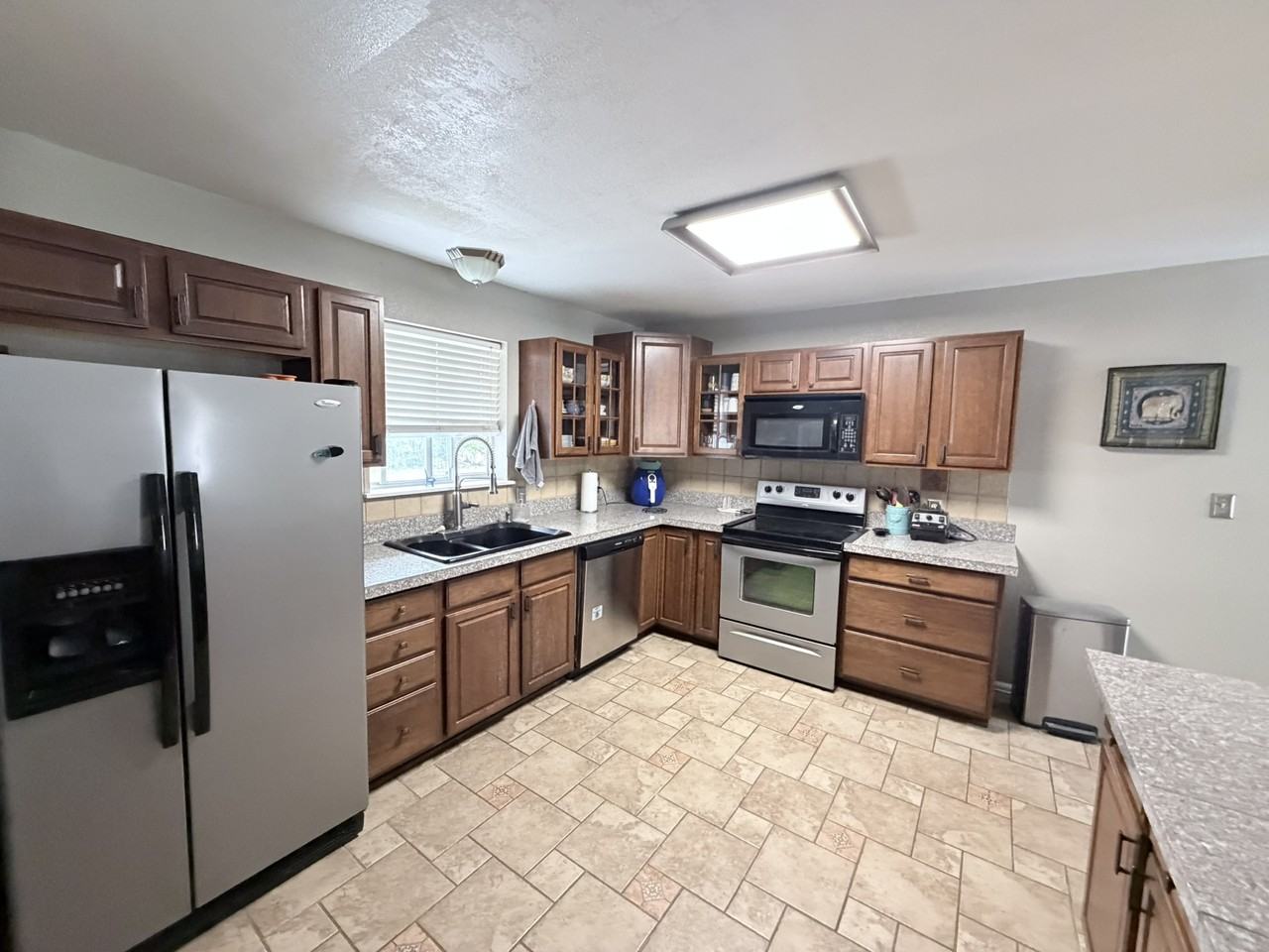 2718 Del Mar Dr #1 - Photo 4 of 17