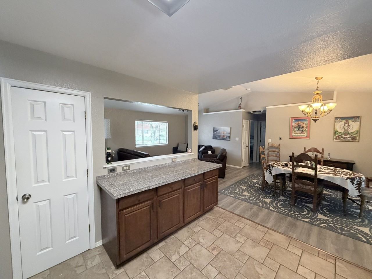2718 Del Mar Dr #1 - Photo 7 of 17