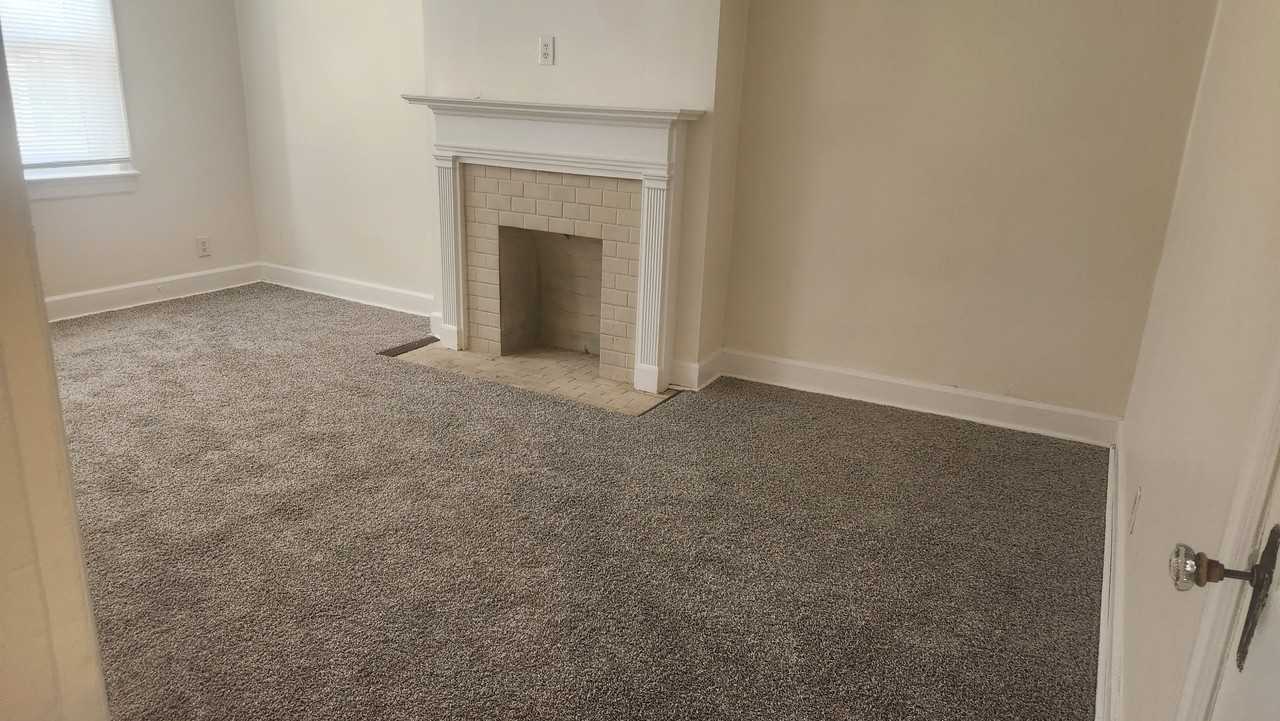 821 E Main St #823-2 - Photo 2 of 20