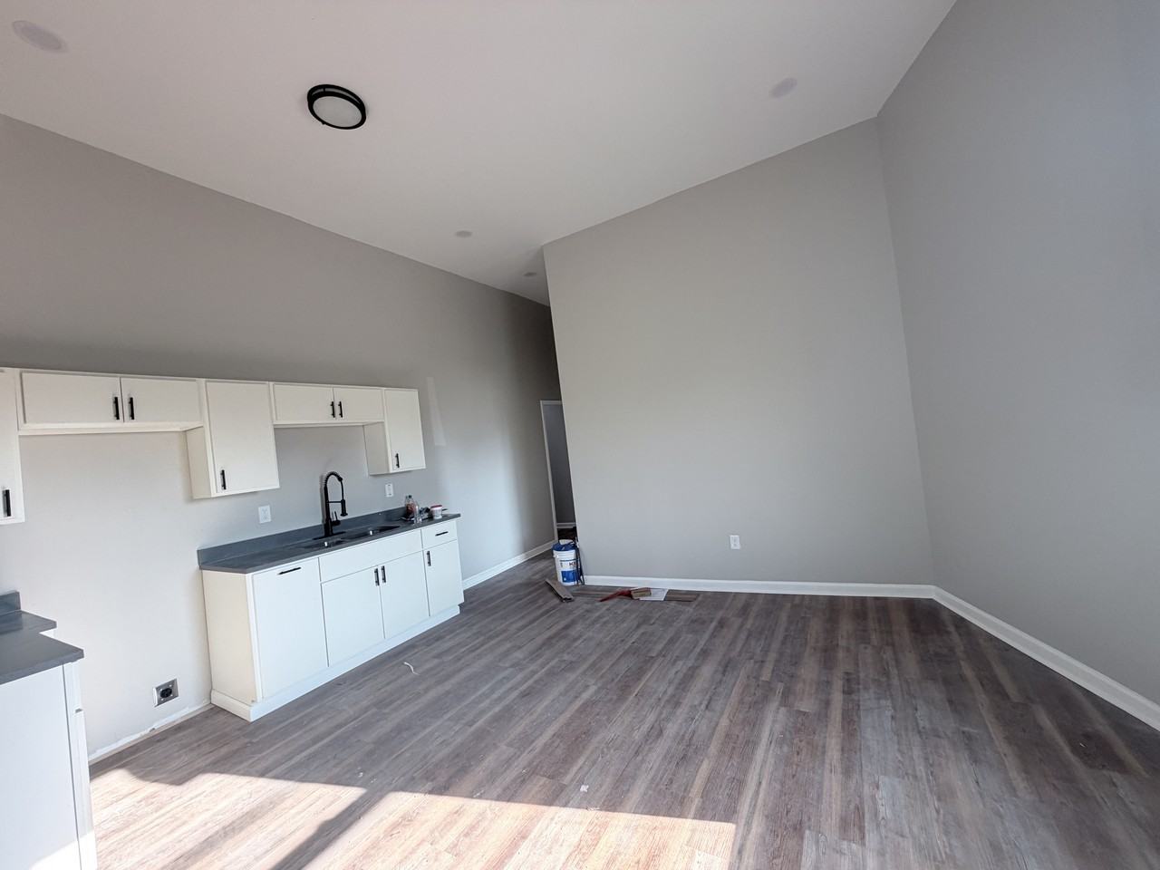 1413 Court Ave #1 - Photo 5 of 48