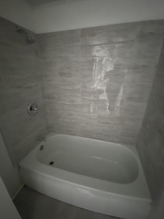 4001 Oneida St - Photo 4 of 4