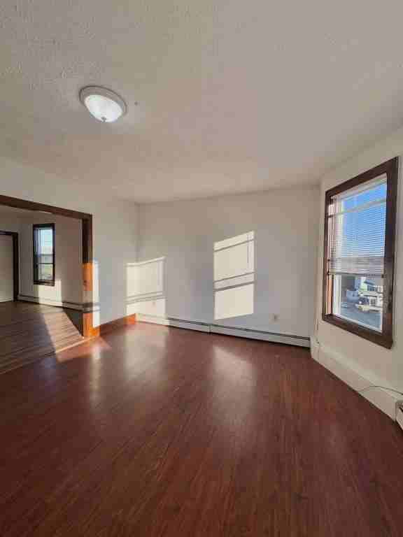 214 Blake St Apt 10 - Photo 6 of 24