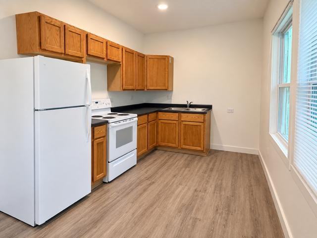 655 Illinois Ave - Photo 2 of 8