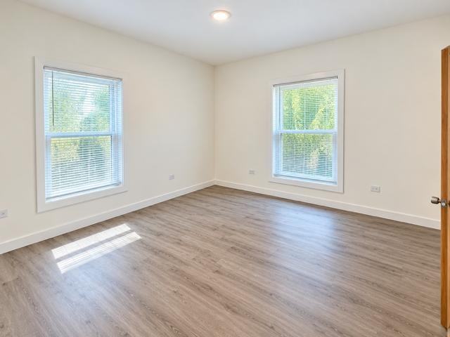 655 Illinois Ave - Photo 7 of 8