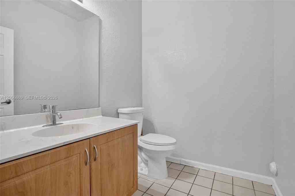 5337 Sw 40th Ave - Photo 5 of 13