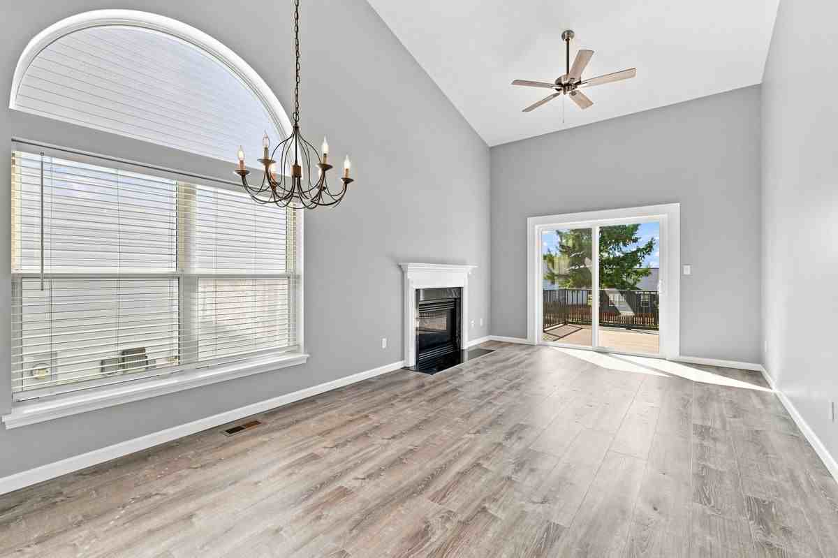 306 Tyndale Dr - Photo 5 of 12