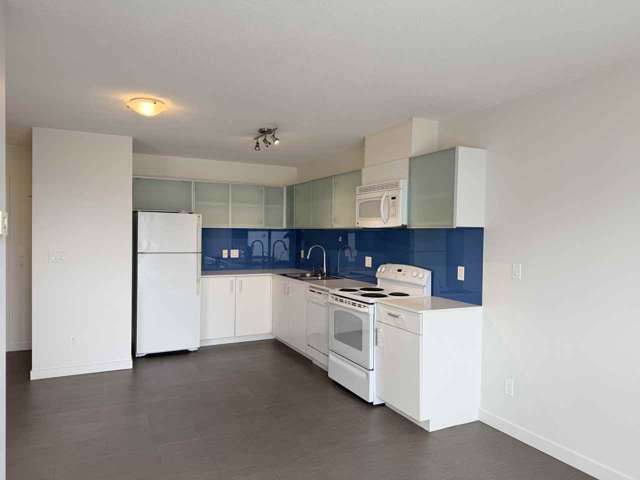66 West Cordova Street #708 - Photo 4 of 21