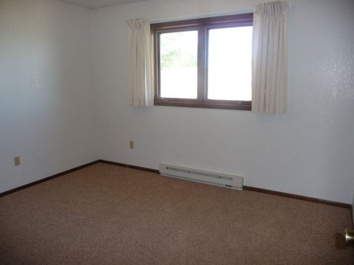 326 Westchester Sq N #C - Photo 3 of 7