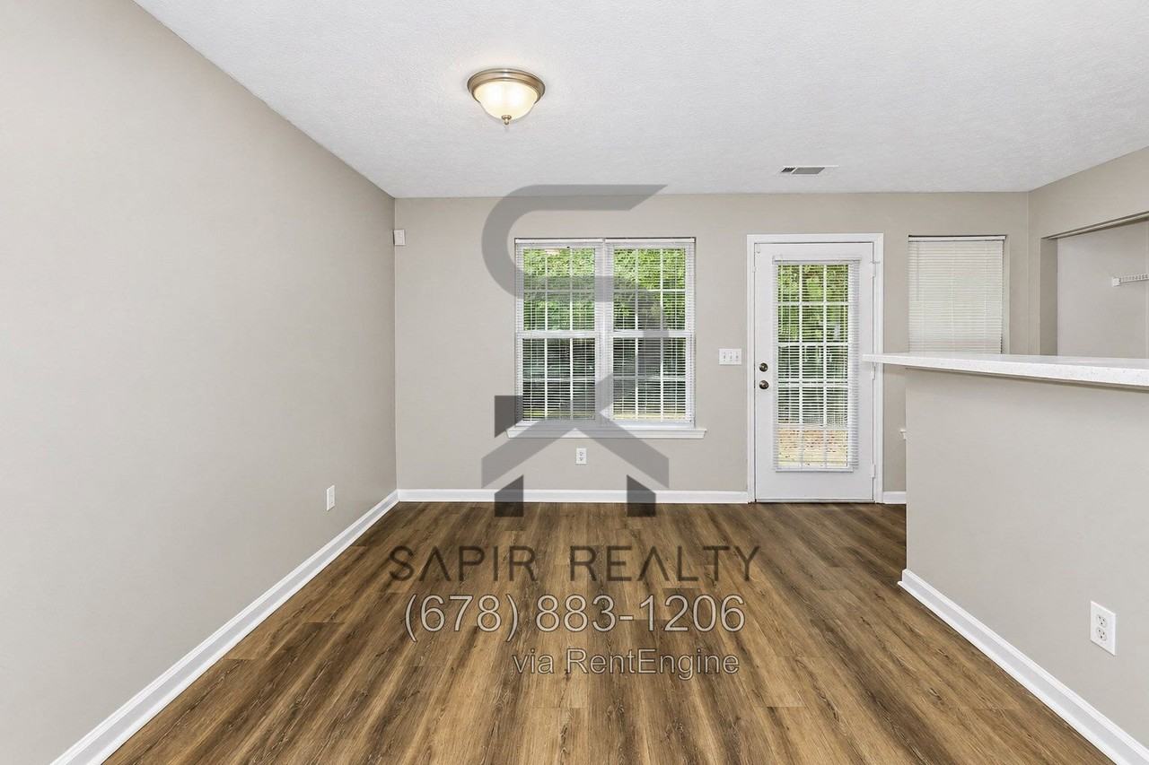1908 Shawn Wayne Ct Se - Photo 4 of 17
