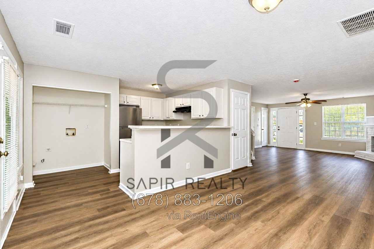 1908 Shawn Wayne Ct Se - Photo 5 of 17