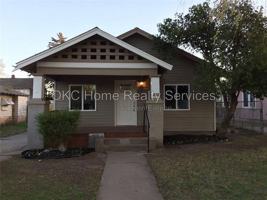 featured image of 2236 Nw 11th St