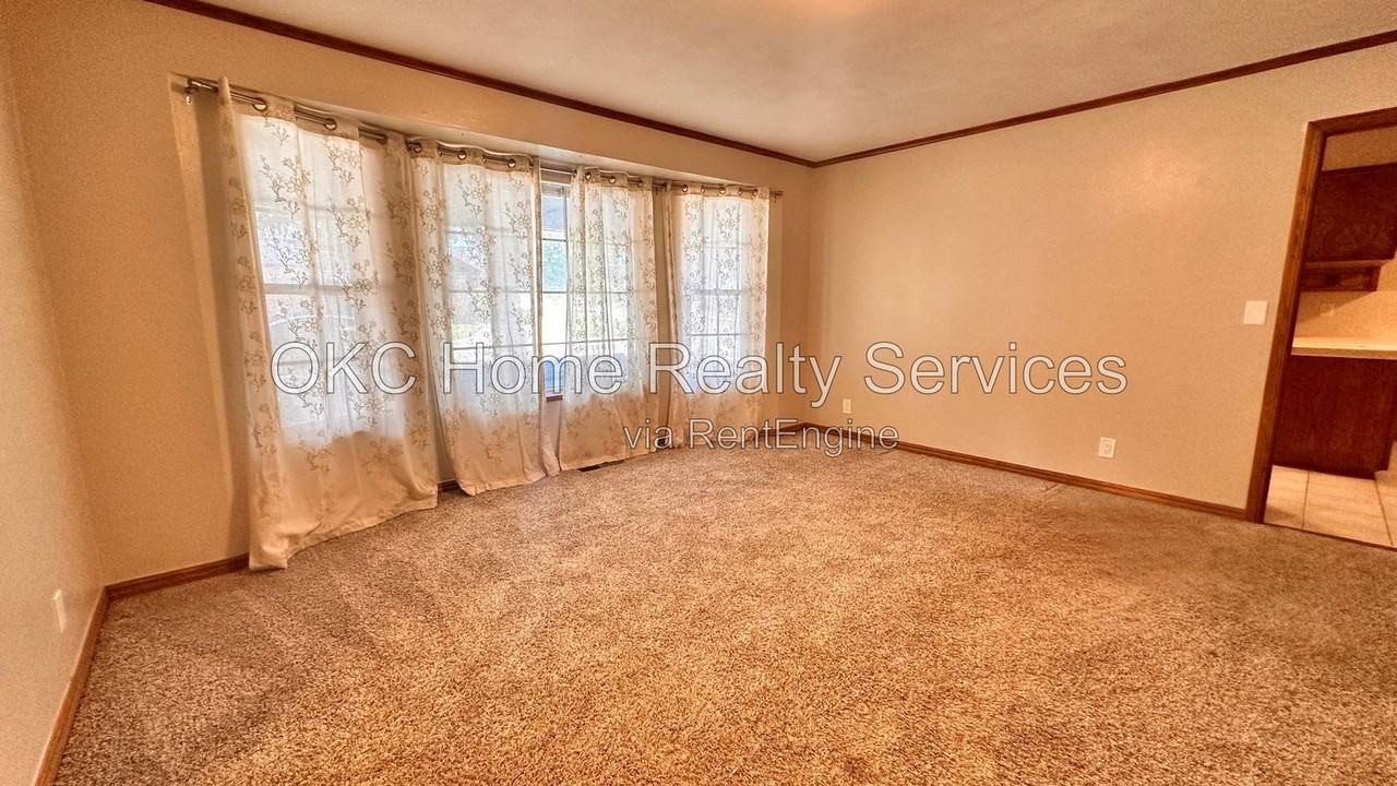 6316 N Drexel Blvd - Photo 4 of 35
