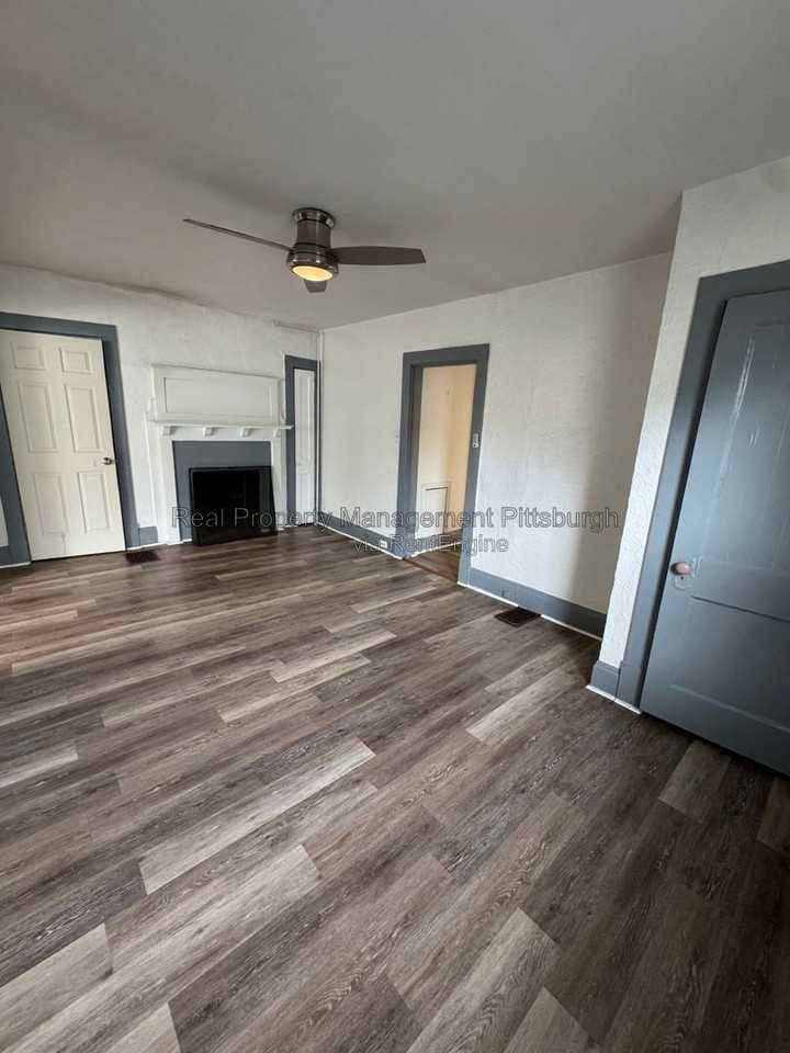 1217 Mcneilly Ave #2 - Photo 4 of 22