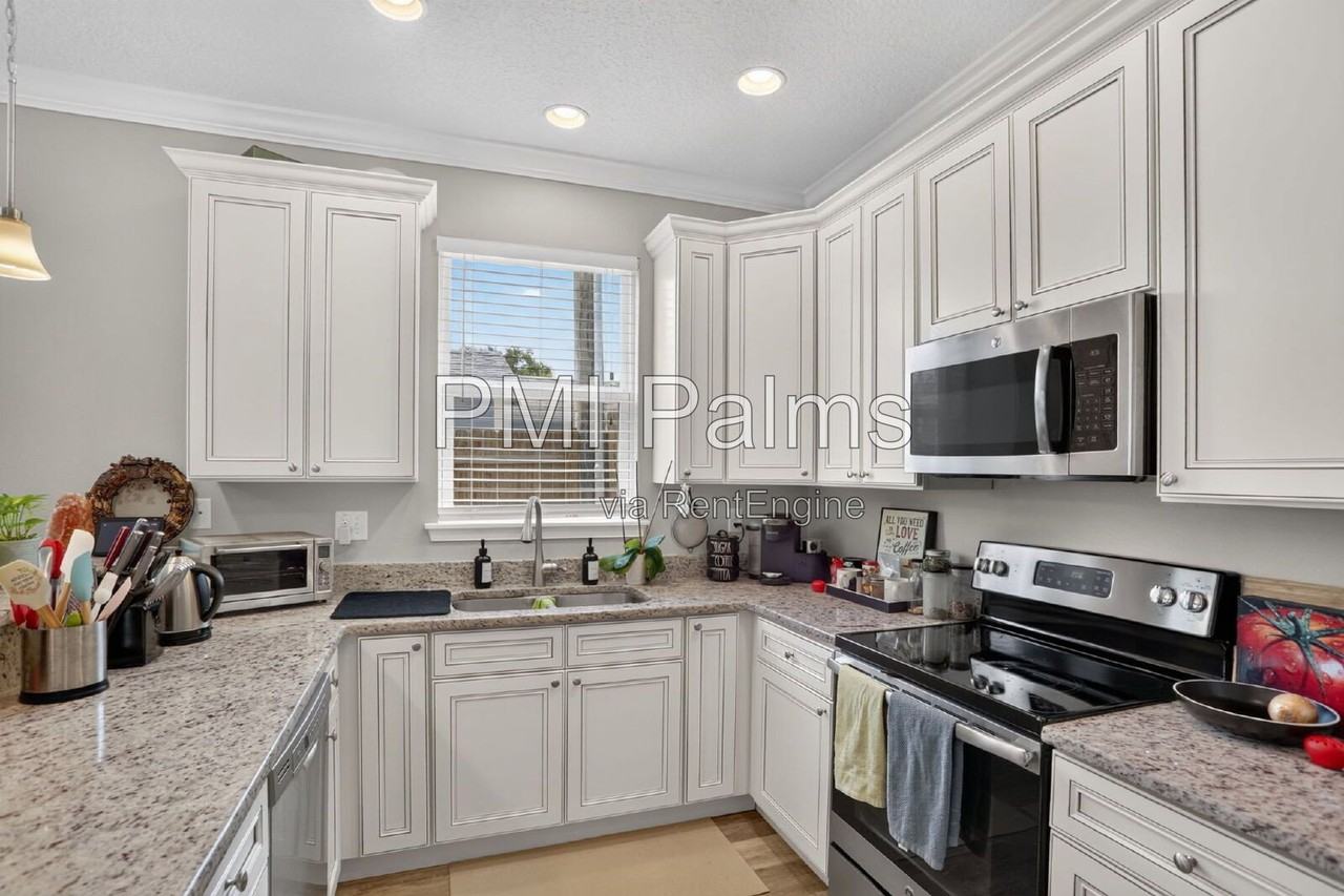 3012 Kilgore St - Photo 2 of 33