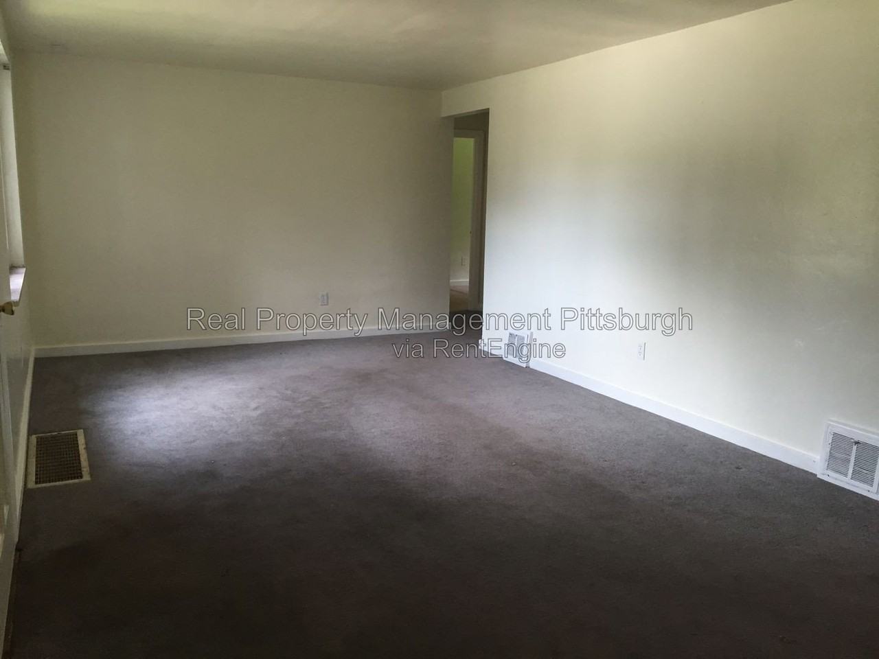 329 Marose Dr - Photo 3 of 10