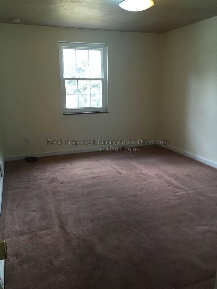 329 Marose Dr - Photo 5 of 10