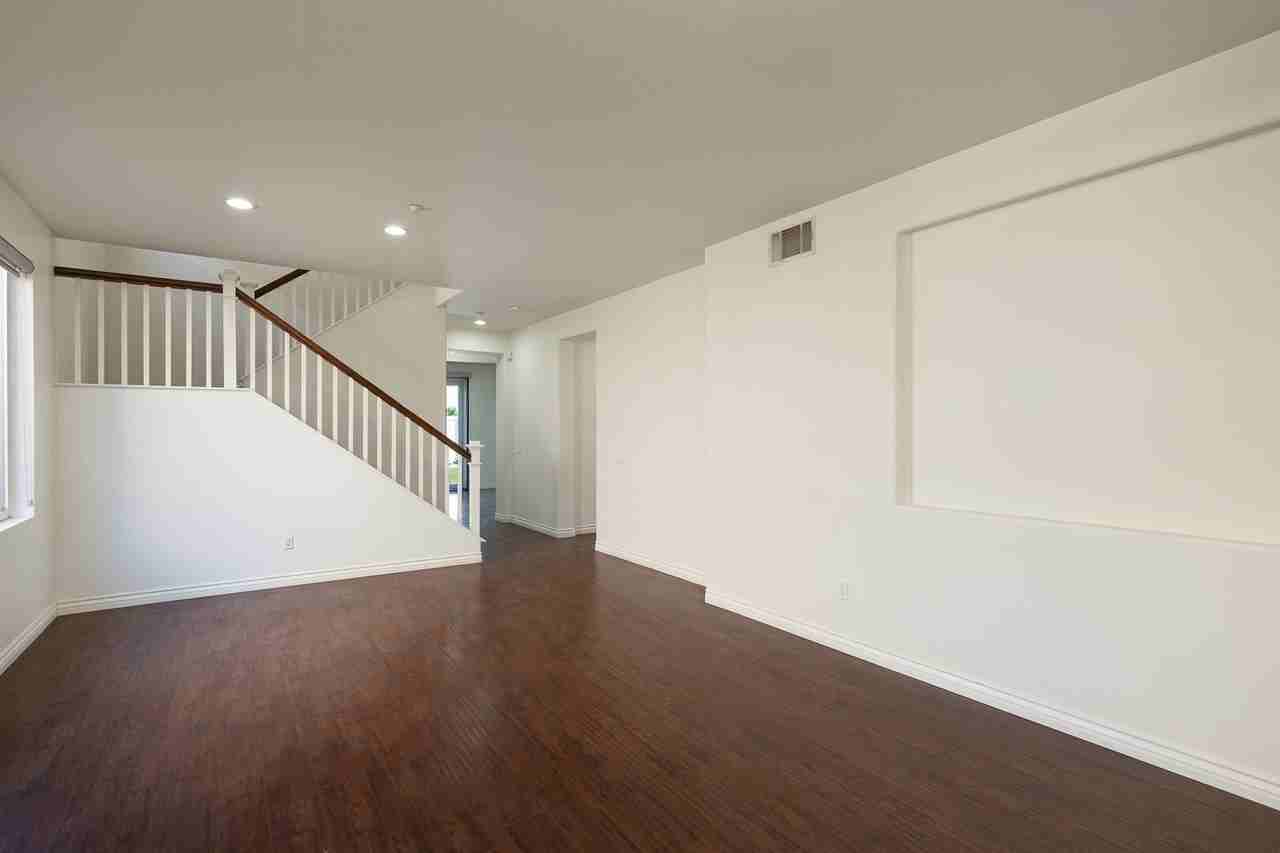 778 Entrada Dr - Photo 6 of 40