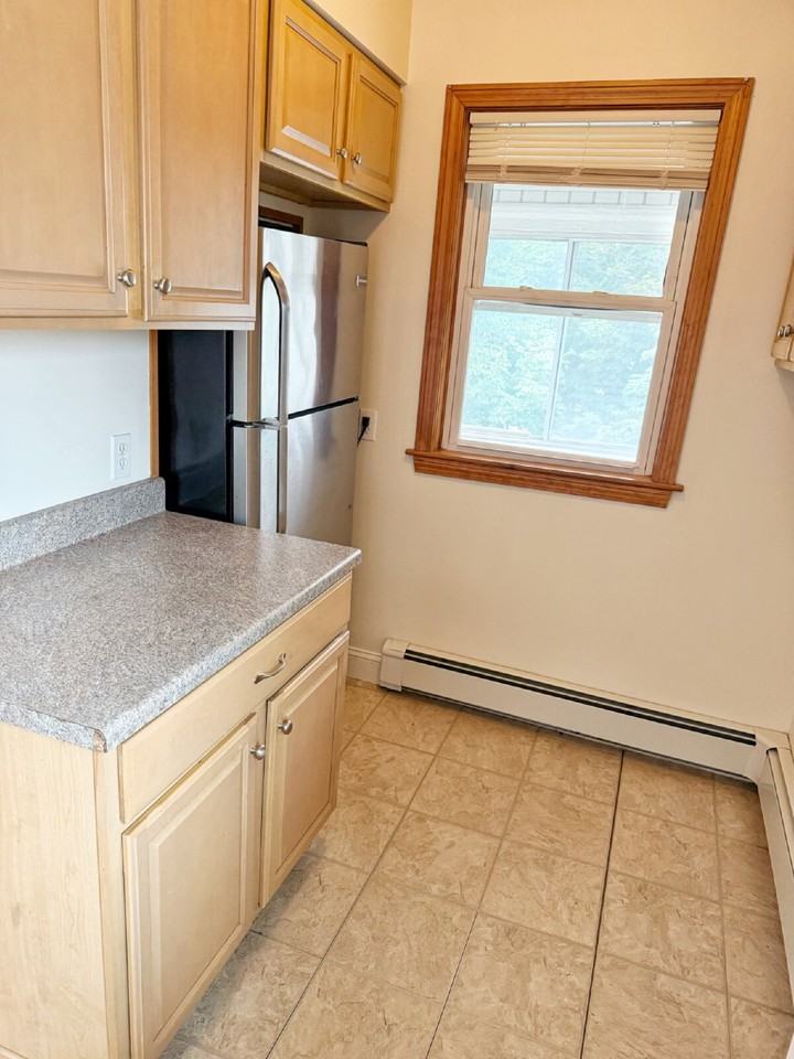 40 Bradford St #3 - Photo 6 of 16