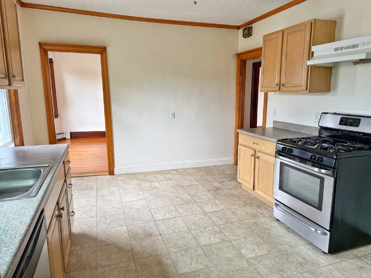 40 Bradford St #3 - Photo 5 of 16
