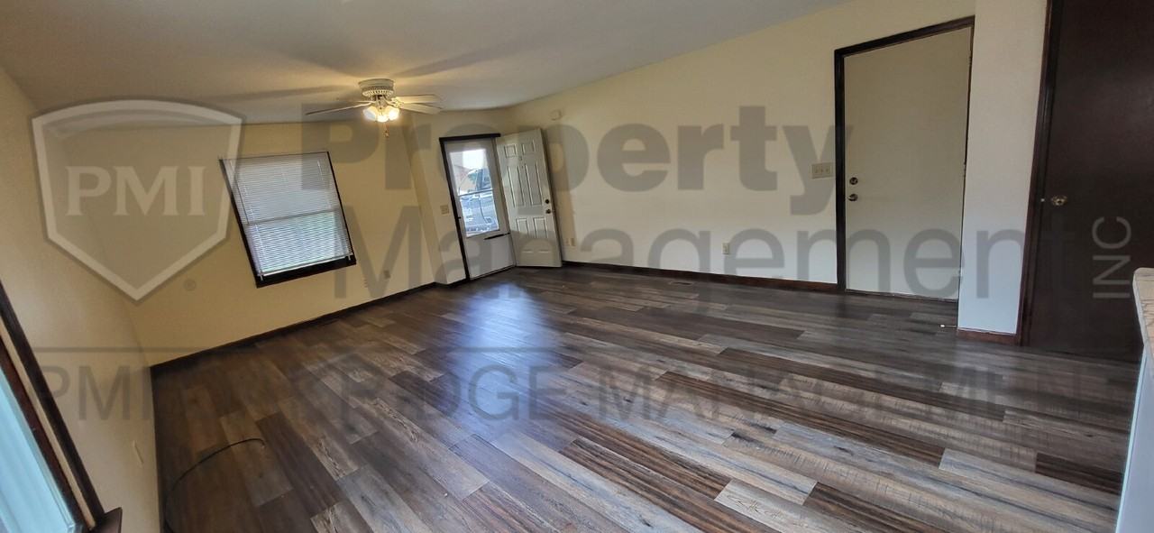 265 Woodlawn Dr - Photo 2 of 14