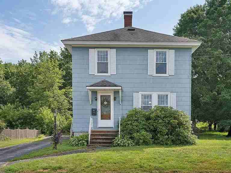 15 Huston Ave