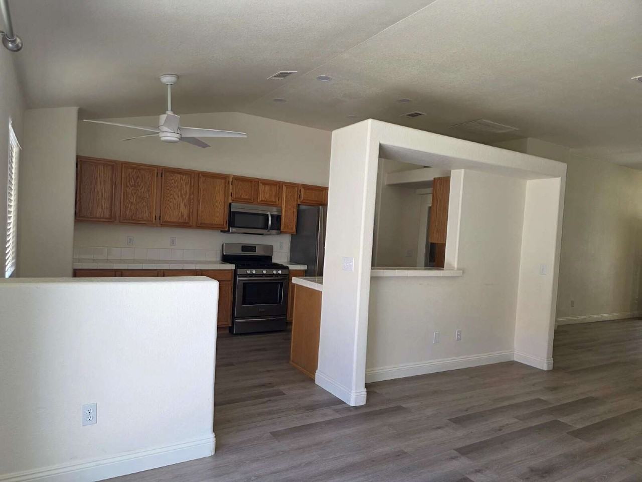 8712 Cypresswood Ave - Photo 7 of 23