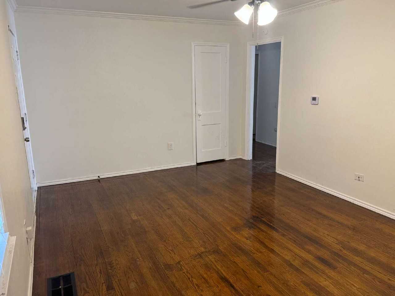 2517 28th St - Photo 4 of 29