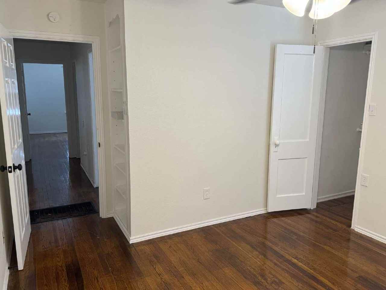 2517 28th St - Photo 7 of 29