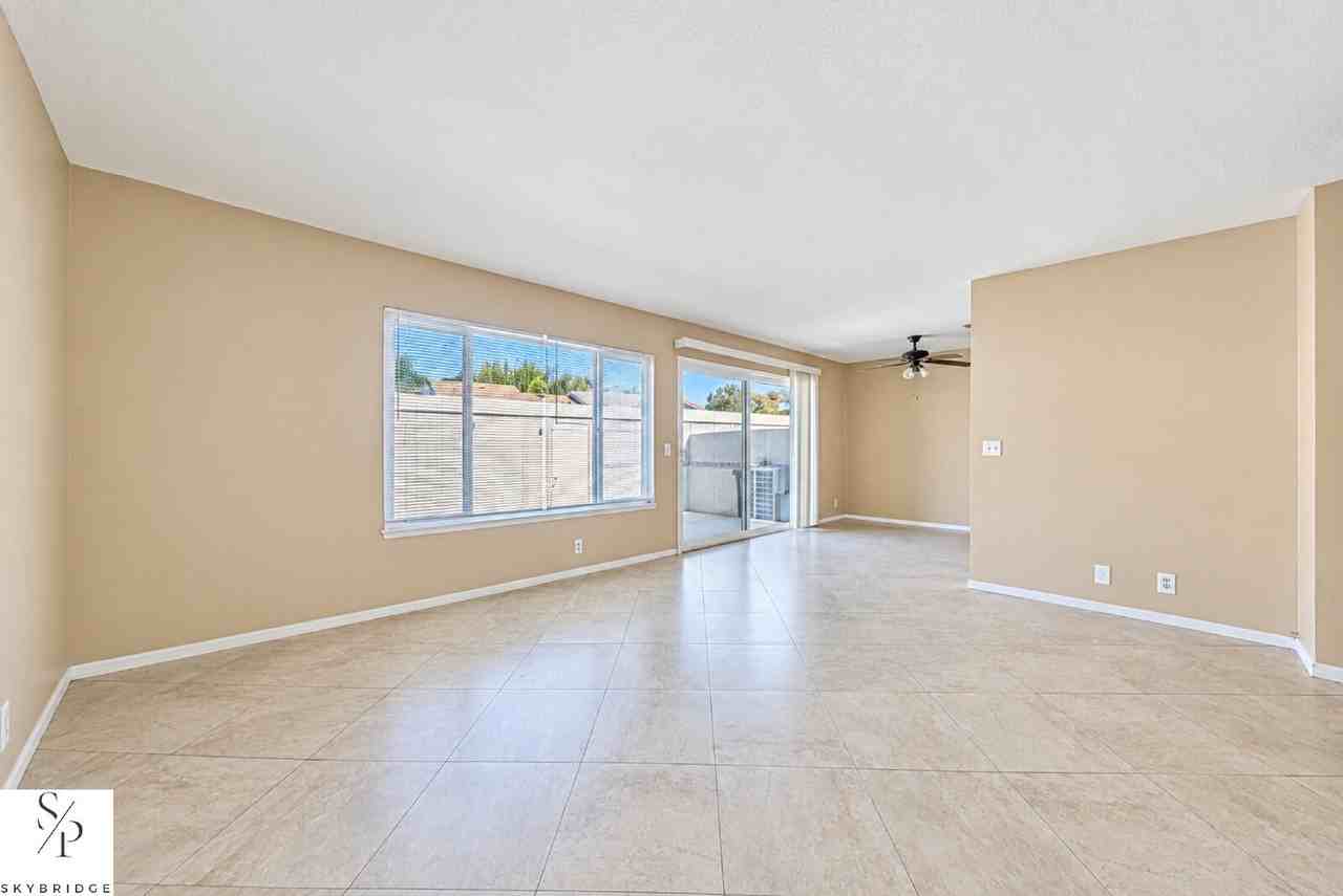 1017 Quiet Creek Ln - Photo 4 of 23