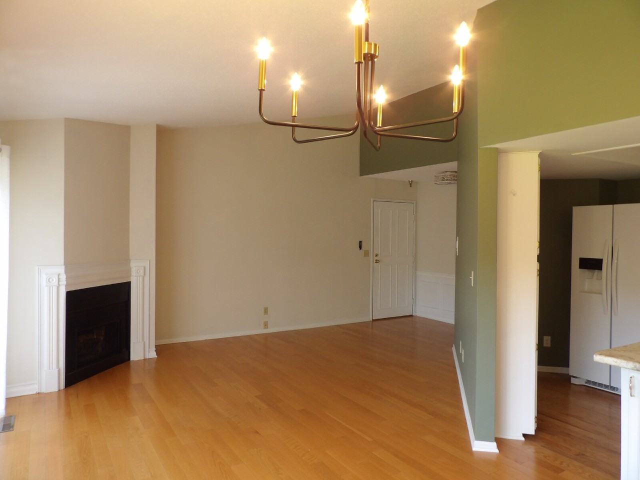6095 Courtly Alcove #E - Photo 3 of 44