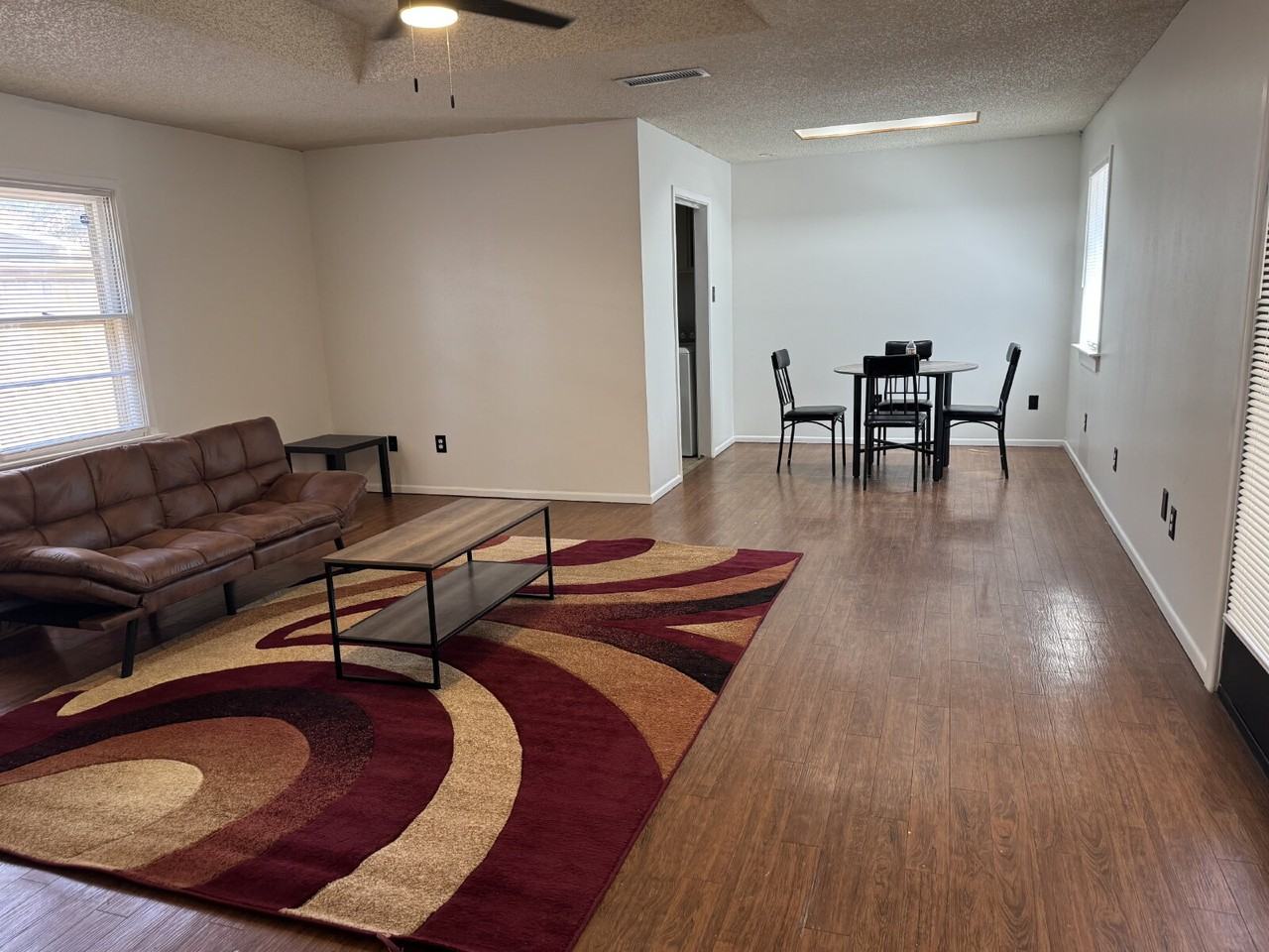 4604 27th St - Photo 3 of 17