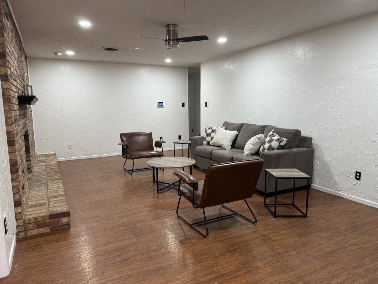 4604 27th St - Photo 6 of 17