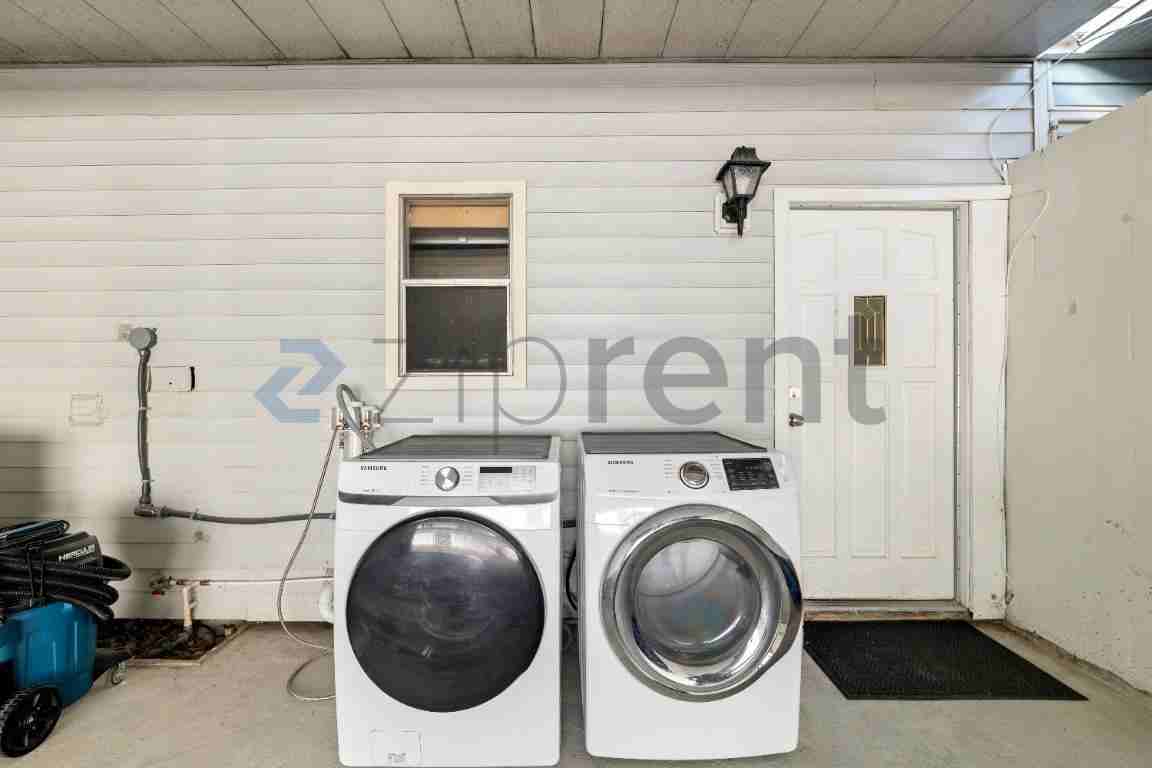 11907 Dietz Dr #11907 - Photo 5 of 20