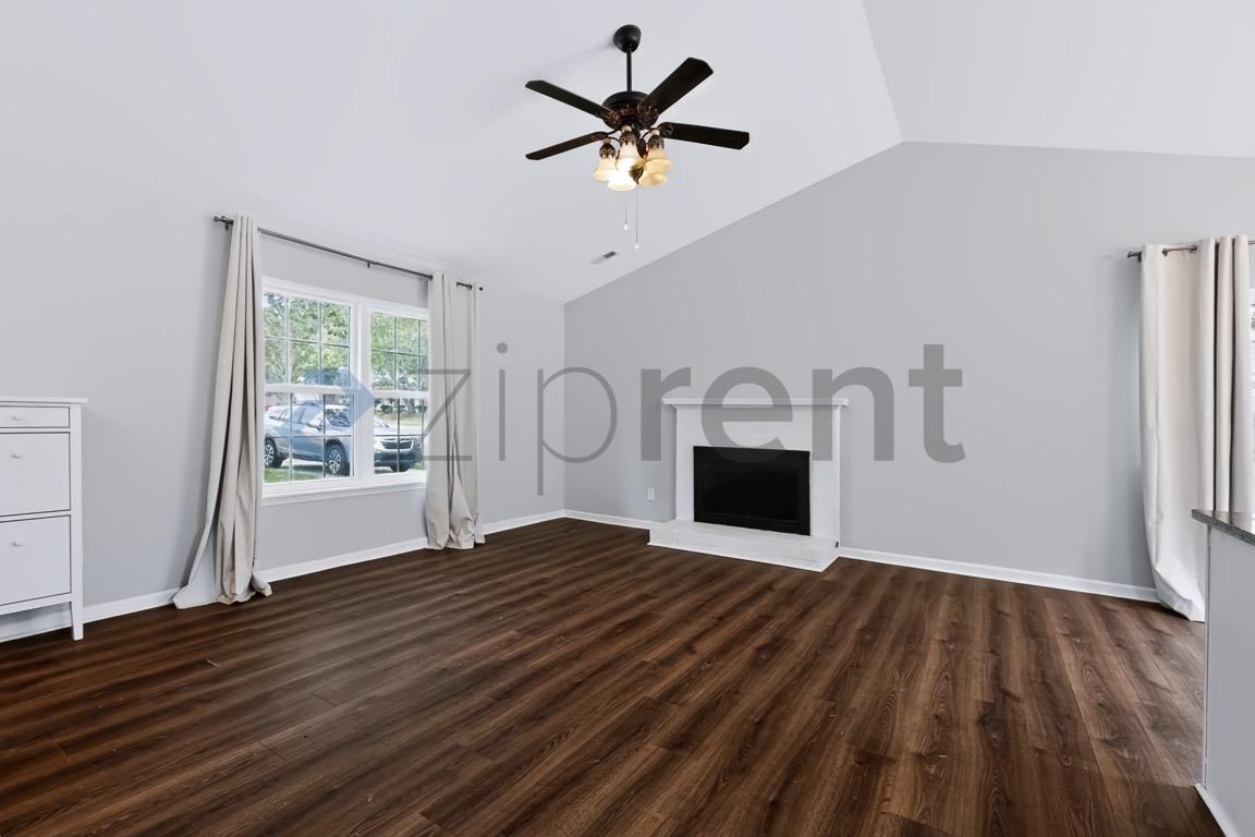6724 Woodwedge Dr - Photo 5 of 13
