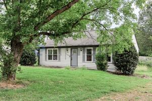 featured image of 6724 Woodwedge Dr